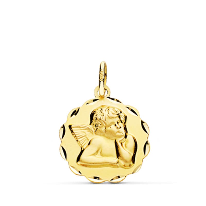 Medalla de oro 18k ligera con angelito burlón y arcos tallados, 14 mm, sobre fondo blanco