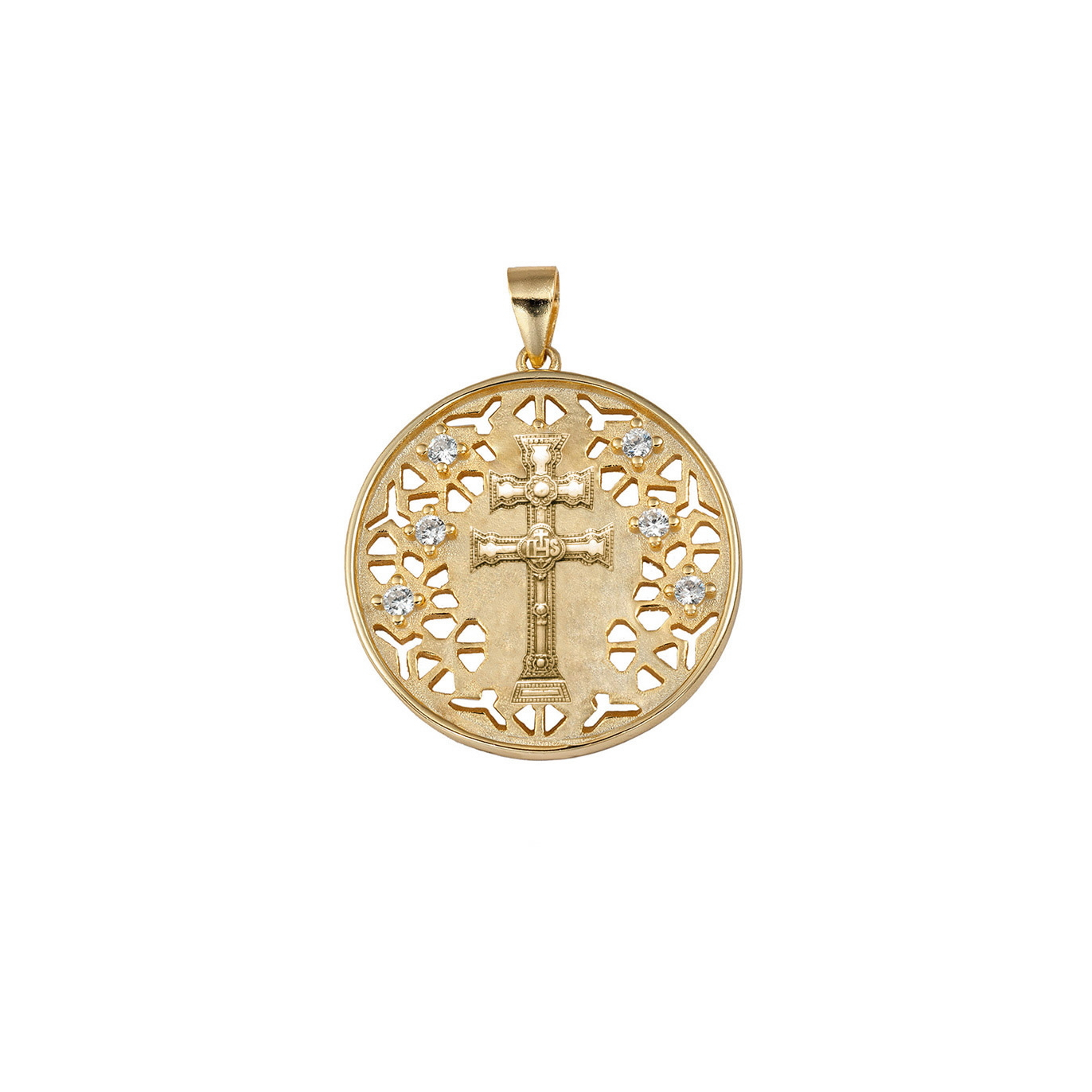 Colgante cruz de Caravaca de plata bañada en oro circular con seis circonitas, de 22 mm de diámetro, sobre fondo blanco.