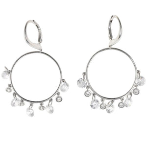 Pendientes de plata que constan de un aro con circonitas redondas colgando 136A0763