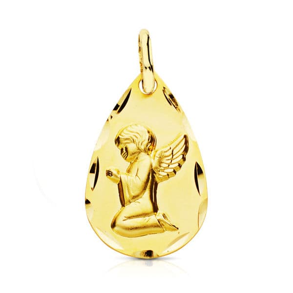 Medalla de oro 18k de ángel, 19x11 mm, sobre fondo blanco