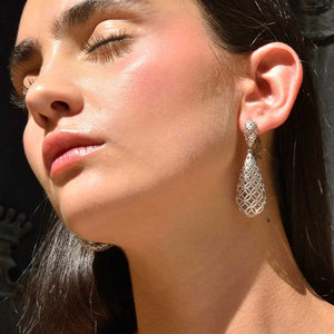 ENDIENTES PLATA RODIO PERA CALADO CON CIRCULOS ENTRELAZADOS MATE 151A0182 foto