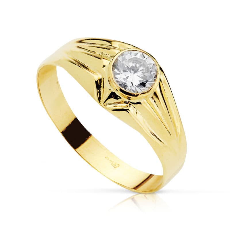 Solitario de oro 18k de talla infantil con circonita de 5 mm engastada en bocel