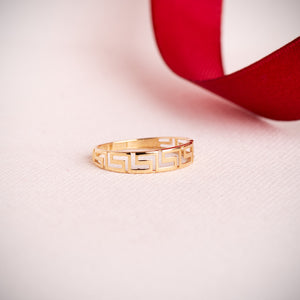 Anillo 18k oro liso con greca calada