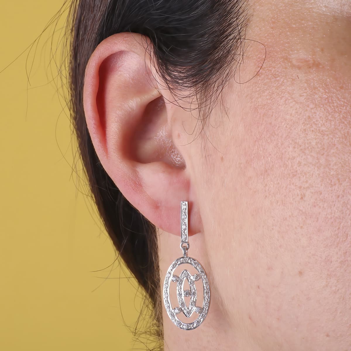 Pendientes de novia de dos cuerpos en oro blanco de 18 quilates, puestos en la oreja, 37x14 mm