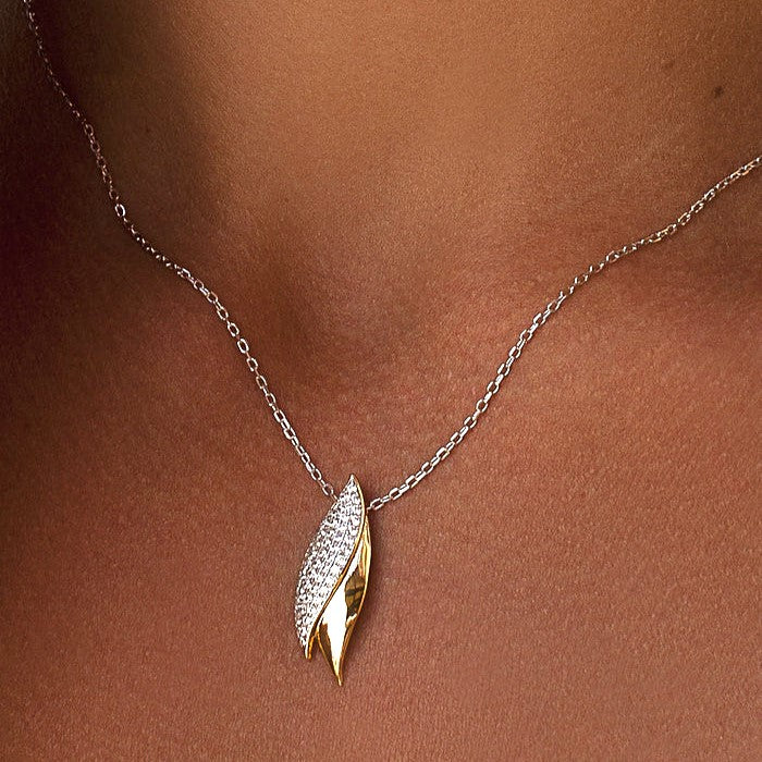 Pendientes y colgante de plata de ley largos con diseño de hojas imagen