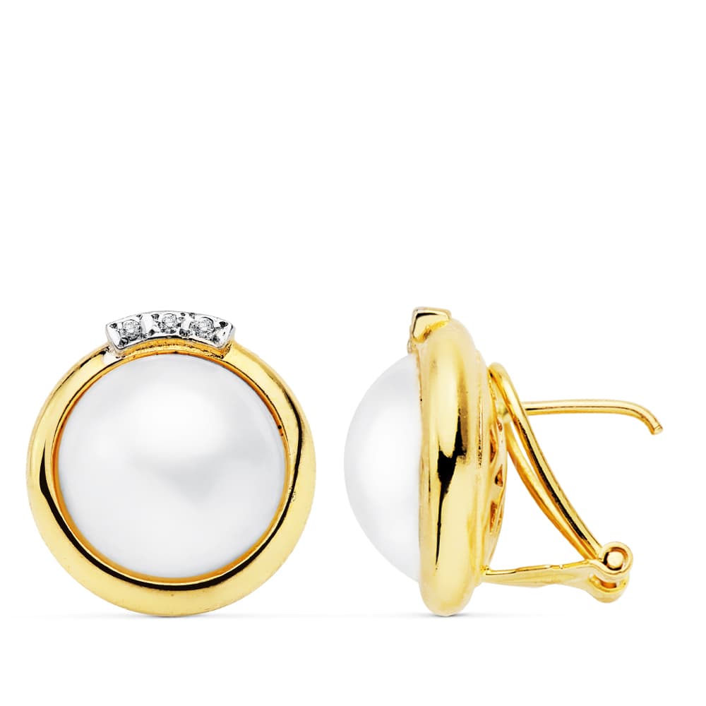 Par de pendientes de oro de ley perla japonesa con detalle de circonitas cierre omega