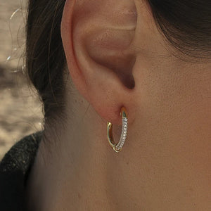 Pendientes de aro de plata de ley 925 con baño de oro y circonitas blancas, 19,3mm x 19,3mm x 2,7mm.