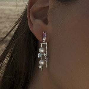 Pendientes largos de plata de ley 925 de doble diseño con perla barroca y piedras multicolor, 42mm.