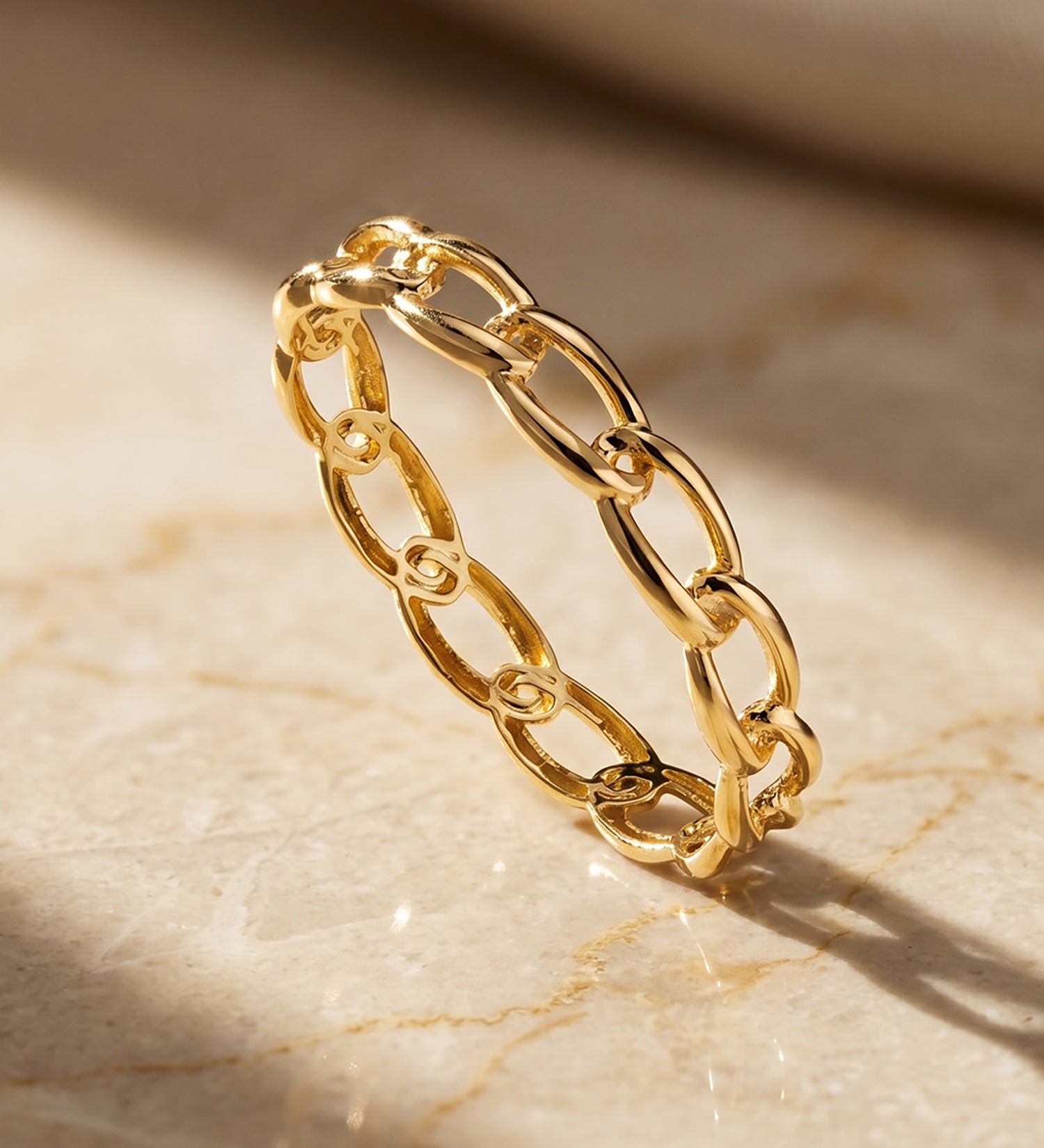 Anillo 18k oro eslabones Bilbao en brillo