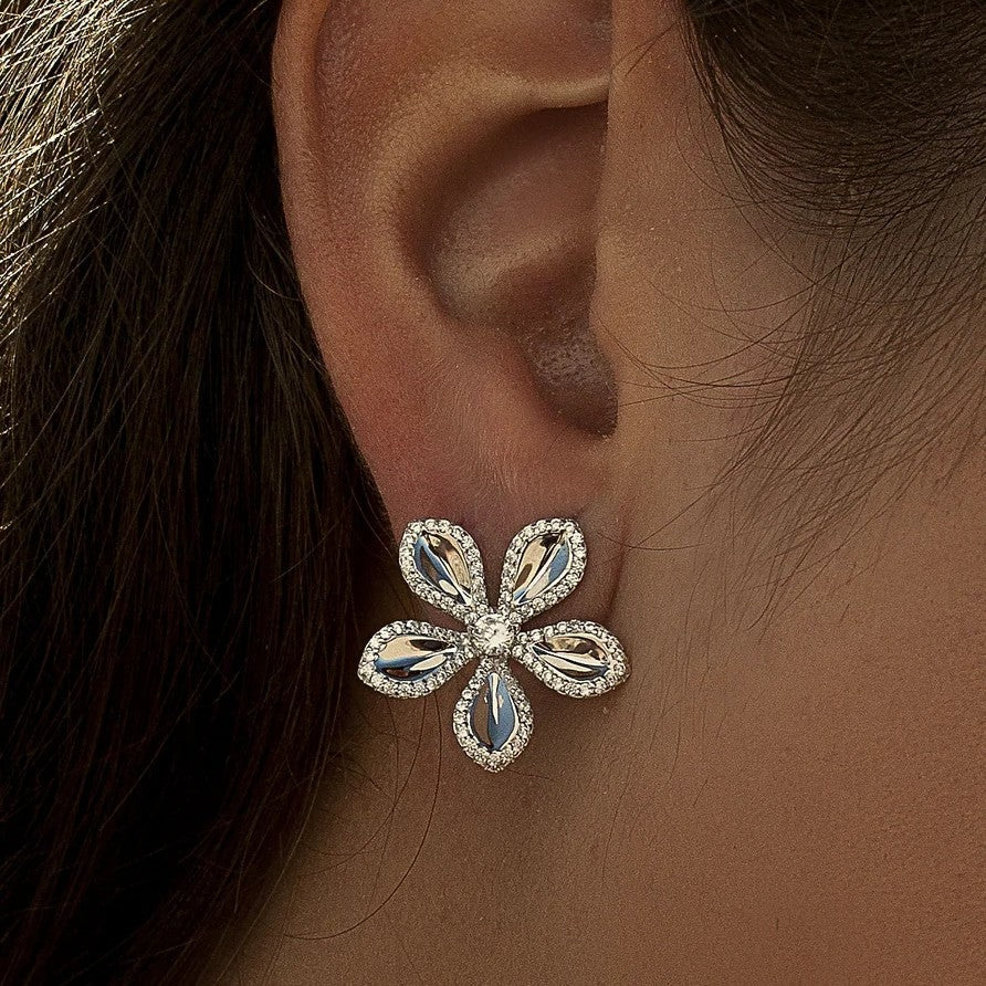 Pendientes de plata de ley 925 con flor de cinco pétalos y circonitas blancas, 19,5mm.