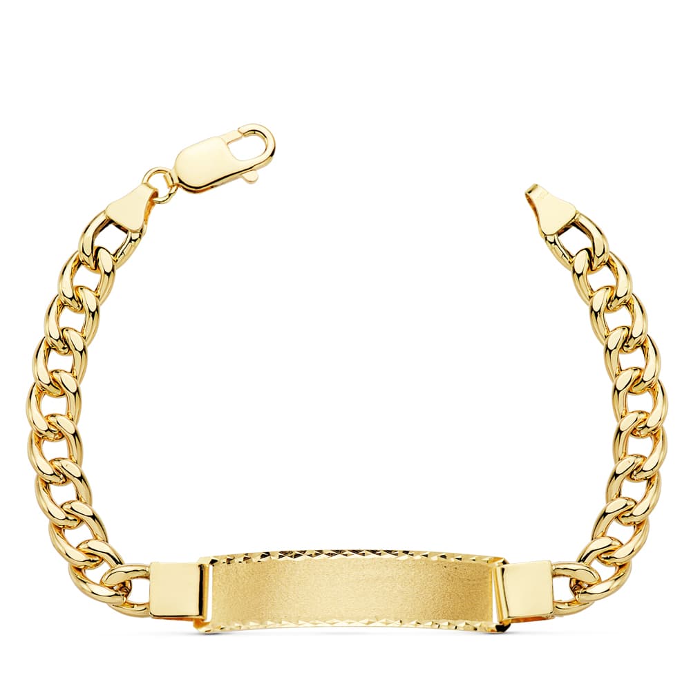 Esclava de oro amarillo 18k barbada hueca, ancho 7 mm, largo 21,5 cm y placa chapa 42x10 mm, sobre fondo blanco