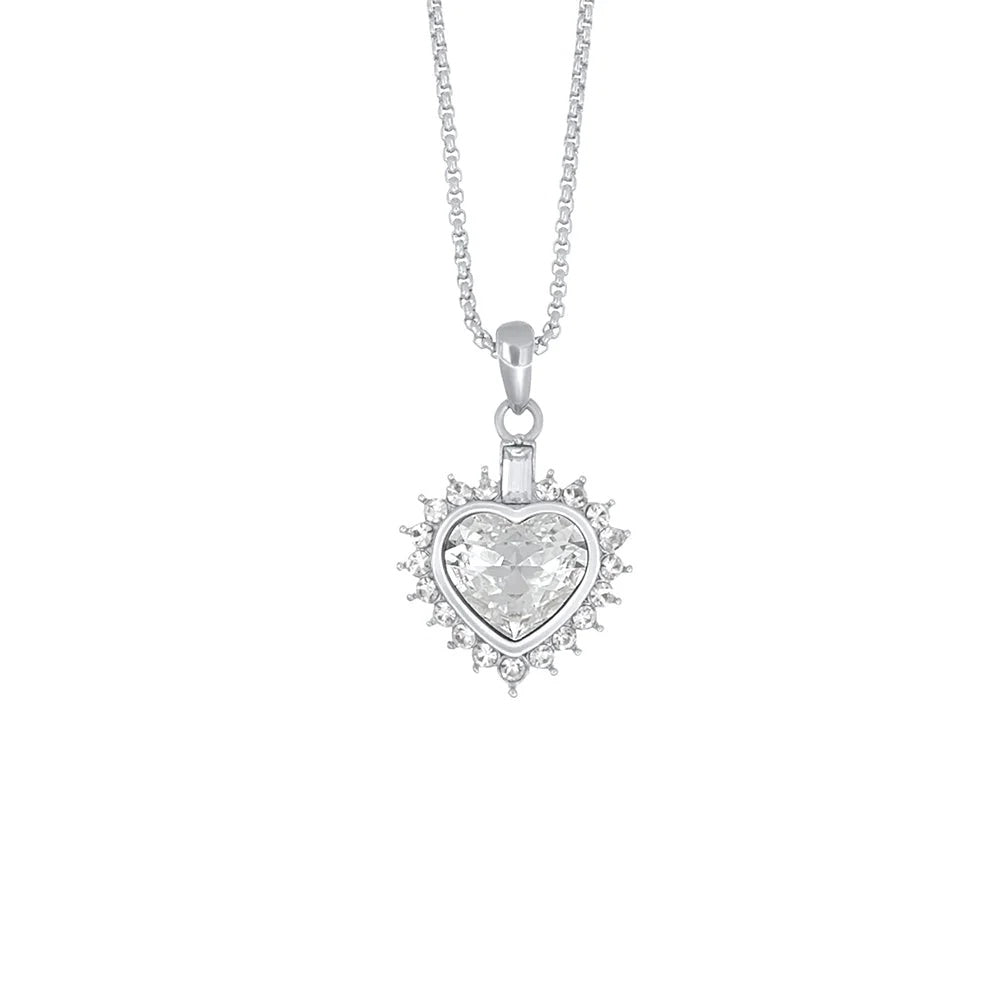 Colgante corazón Sacred Love de acero inoxidable de 17 mm con su cadena, de la firma Crystalp elaborado con cristales Swarovski® transparentes