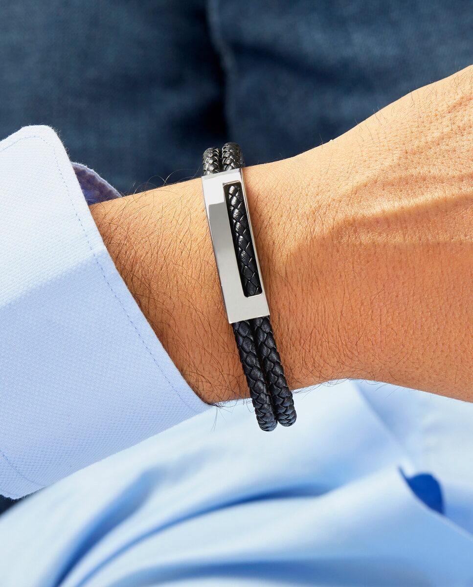 Pulsera de piel negra con placa de acero inoxidable, 22,5 cm, cierre de caja