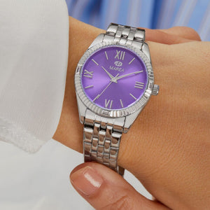 Reloj para mujer Marea, caja de metal color plateada de 33 mm, brazalete de acero color plateado, esfera lila - detalle