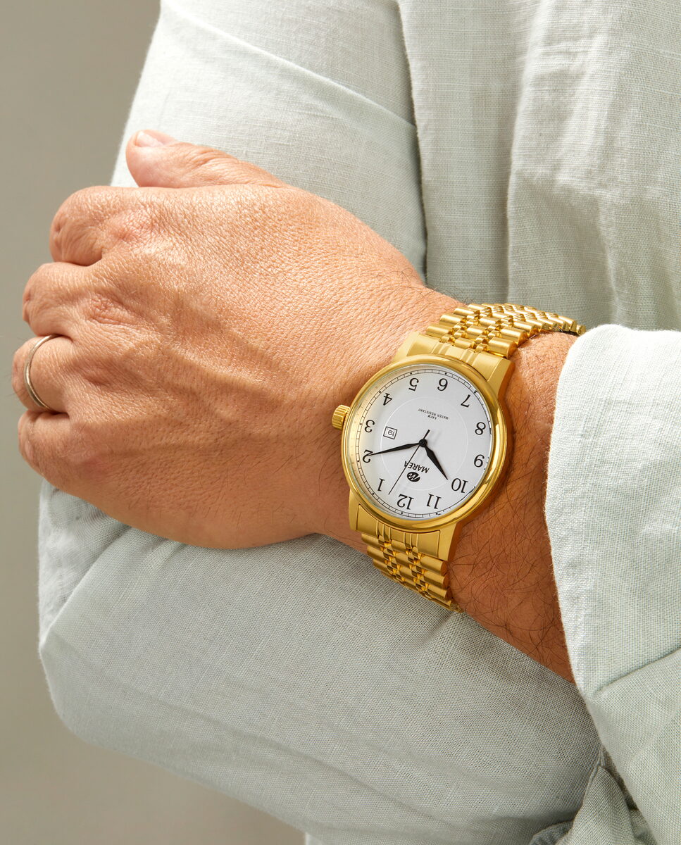 Reloj para hombre Marea, caja de acero inoxidable color dorada de 42 mm, brazalete de acero color dorado, esfera blanca - detalle