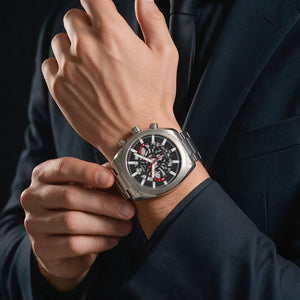 Reloj para hombre Marea, caja de acero inoxidable color plateada de 45 mm, brazalete de acero color plateado, esfera negra - detalle