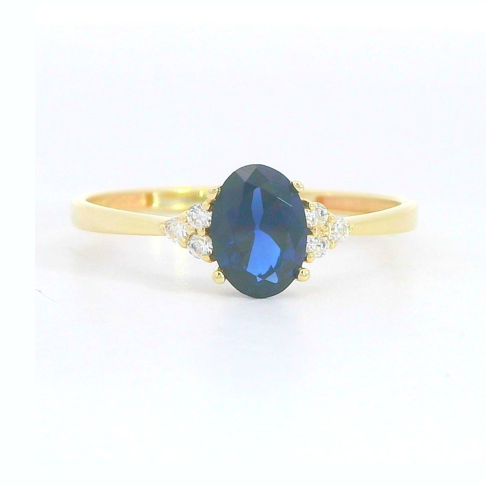 Anillo oro 9 quilates nanozafiro 7x5 mm - vista lateral