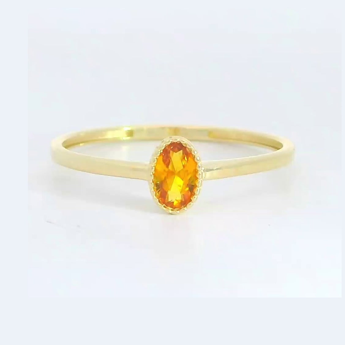 Anillo oro 9 quilates circonita oval citrino 6x4 mm - vista lateral