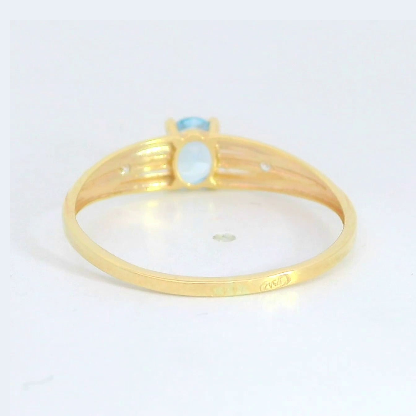 Anillo oro 9k circonita agua marina 5x4mm - vista superior