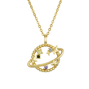 Gargantilla con colgante de Saturno de circonitas multicolor en plata bañada en oro, 15 mm