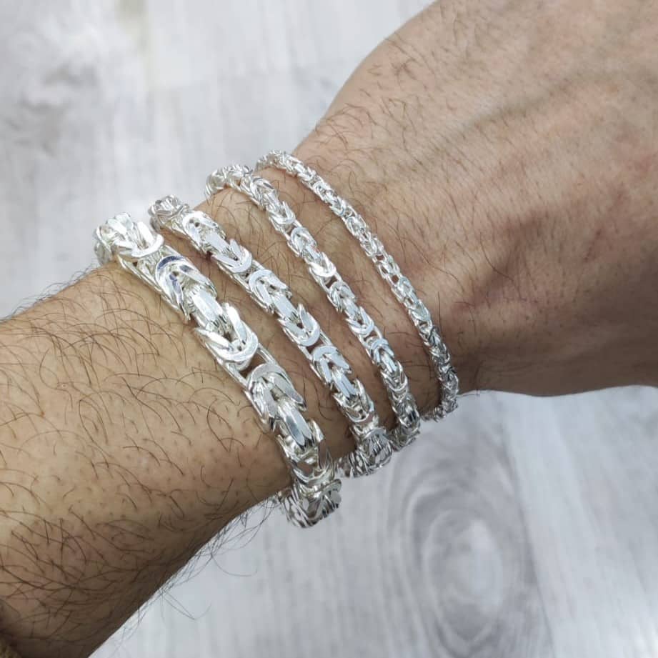 Pulsera plata bizantina muñeca
