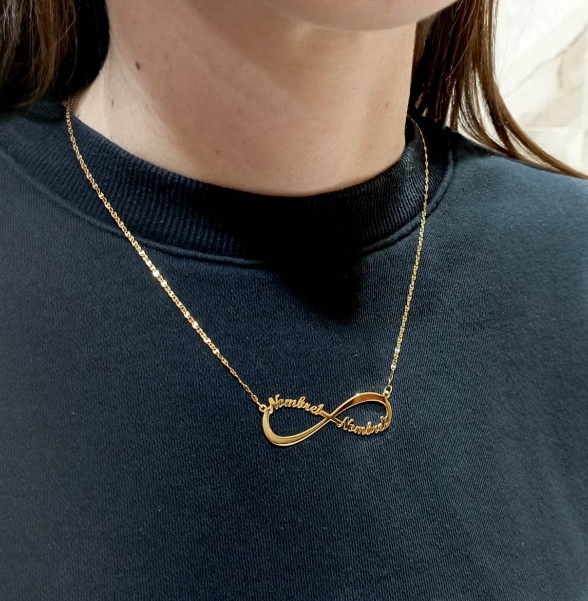 Colgante gargantilla oro de ley 18k colgante infinito con dos nombres chica