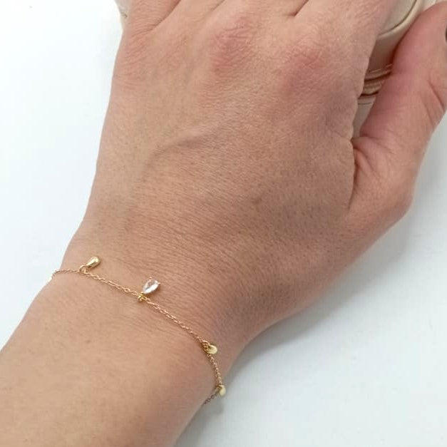 Pulsera de plata fina chapada en oro con colgantes en forma de lágrima foto