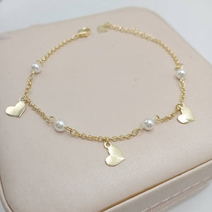 Pulsera de plata fina con colgantes en forma de corazón y perlitas chapada en oro hd