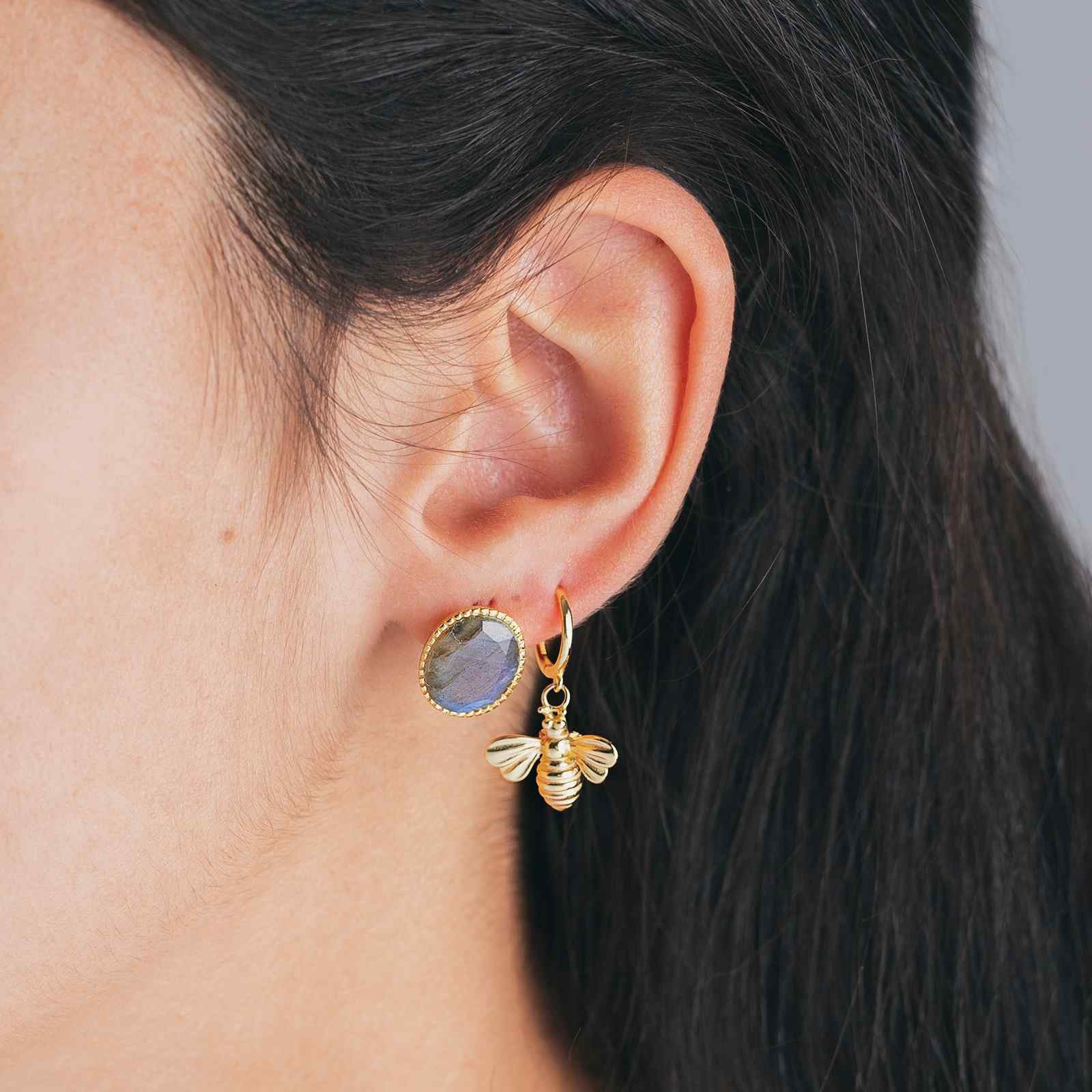 Pendientes abeja de plata bañados en oro, 16 mm