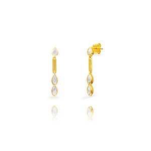 Pendientes largos de circonita marquesa en plata bañada en oro, 29 mm