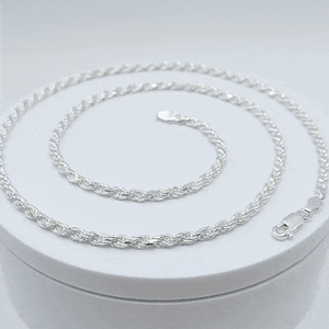 Cordón plata 60cm macizo fino gif