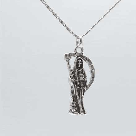 colgante plata muerte gif