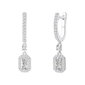 Criolla de plata de ley 925 con circonita rectangular colgando del aro