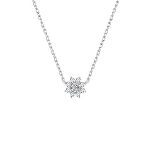 Gargantilla de plata de ley con colgante de flor de 7 mm y circonitas blancas