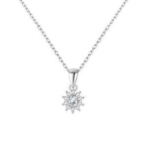 Gargantilla de plata de ley con colgante rosetón de 7x8 mm y circonitas blancas
