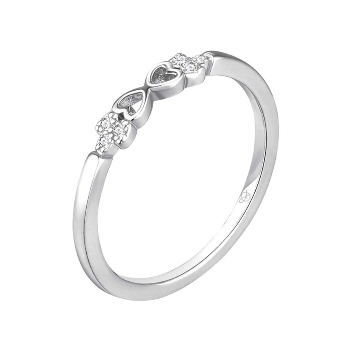 Anillo de plata de ley 925 con dos corazones calados de circonitas