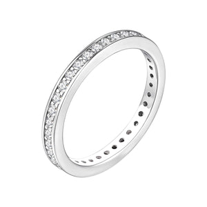 Anillo de plata de ley 925 con carril de circonitas en toda la vuelta