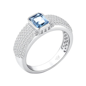 Anillo de plata de ley 925 con varias circonitas color aguamarina y brazo cuajado