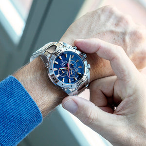 Reloj Festina Chrono Bike F20543/4 puesto en la muñeca