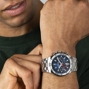 Reloj Festina Chrono Bike F20670/1 puesto en la muñeca