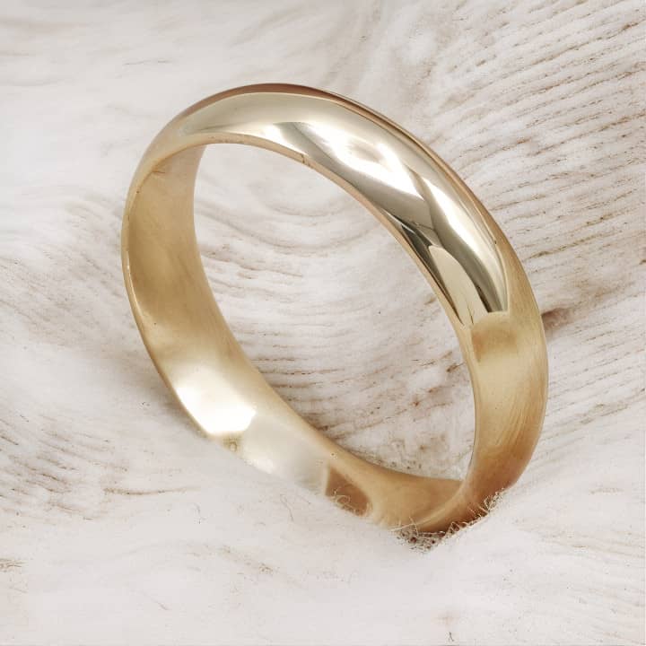 Alianza artesanal 18k 5mm fuerte