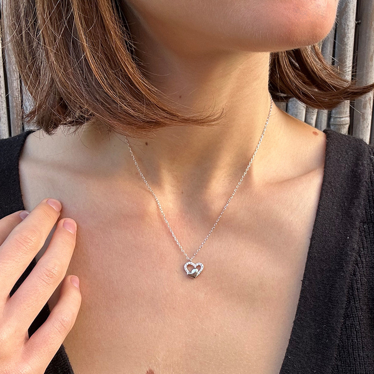 Gargantilla de plata con MINI colgante corazón doble