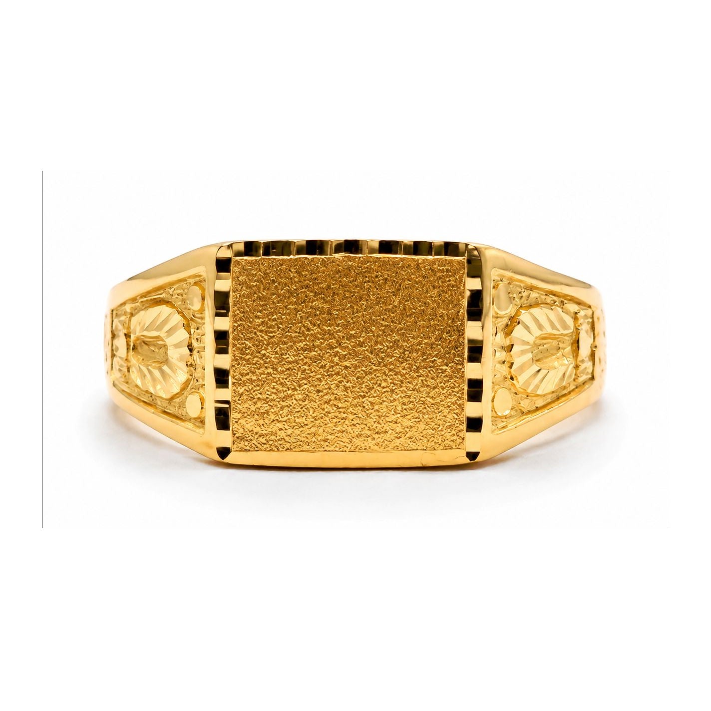 Sello cadete macizo de oro 9k con círculos: vista de la cabeza y el diseño del anillo