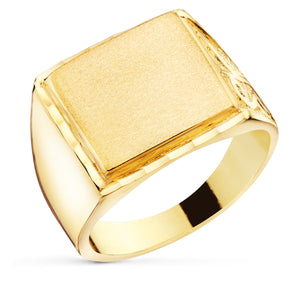 Detalle de sello de hombre en oro de ley 18k macizo tallado con frente cuadrado de 14x14 mm