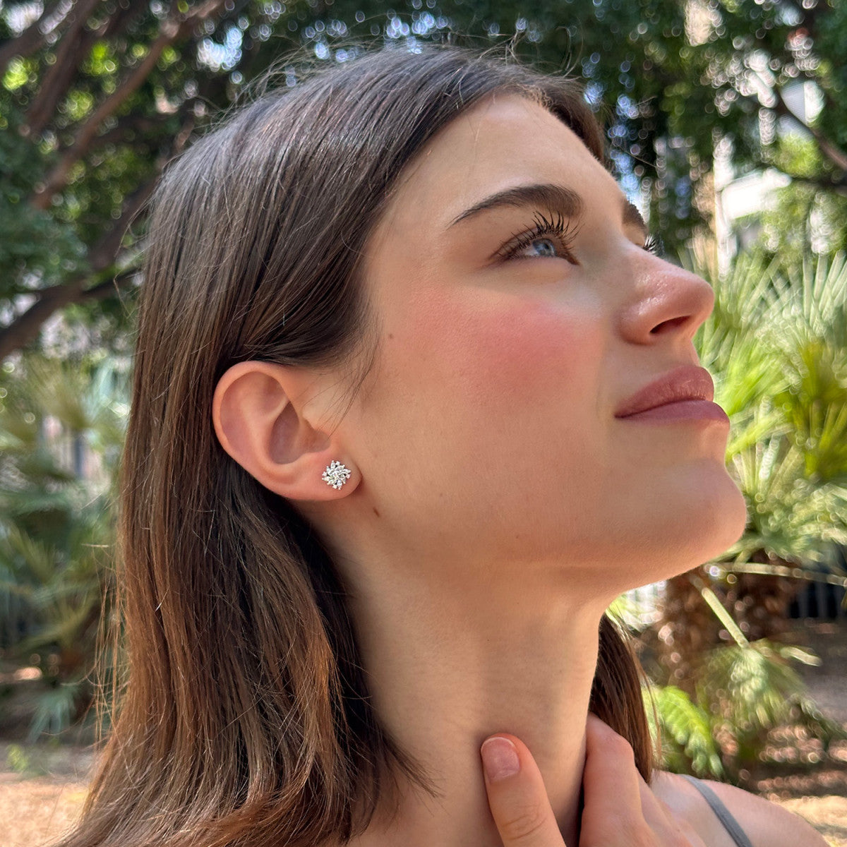 Pendientes Elegance de plata de ley 925 con copo de circonitas de 10 mm