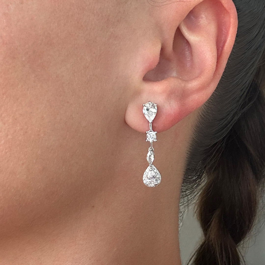 Pendientes de plata largos en forma de gota