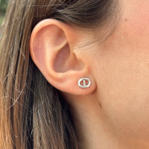 Pendientes de plata de ley 925 con óvalo combinado de circonitas y plata pulida