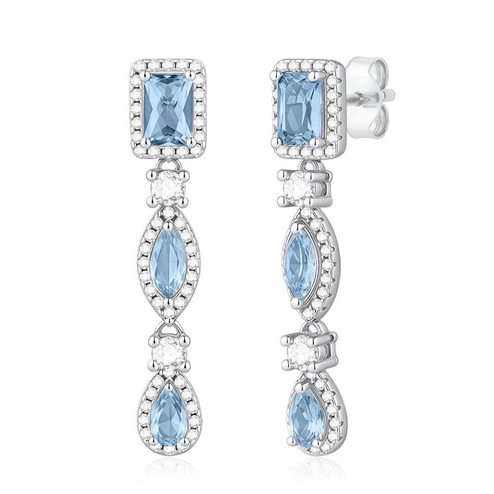 Pendientes de plata largos con tres circonitas en diferentes tallas