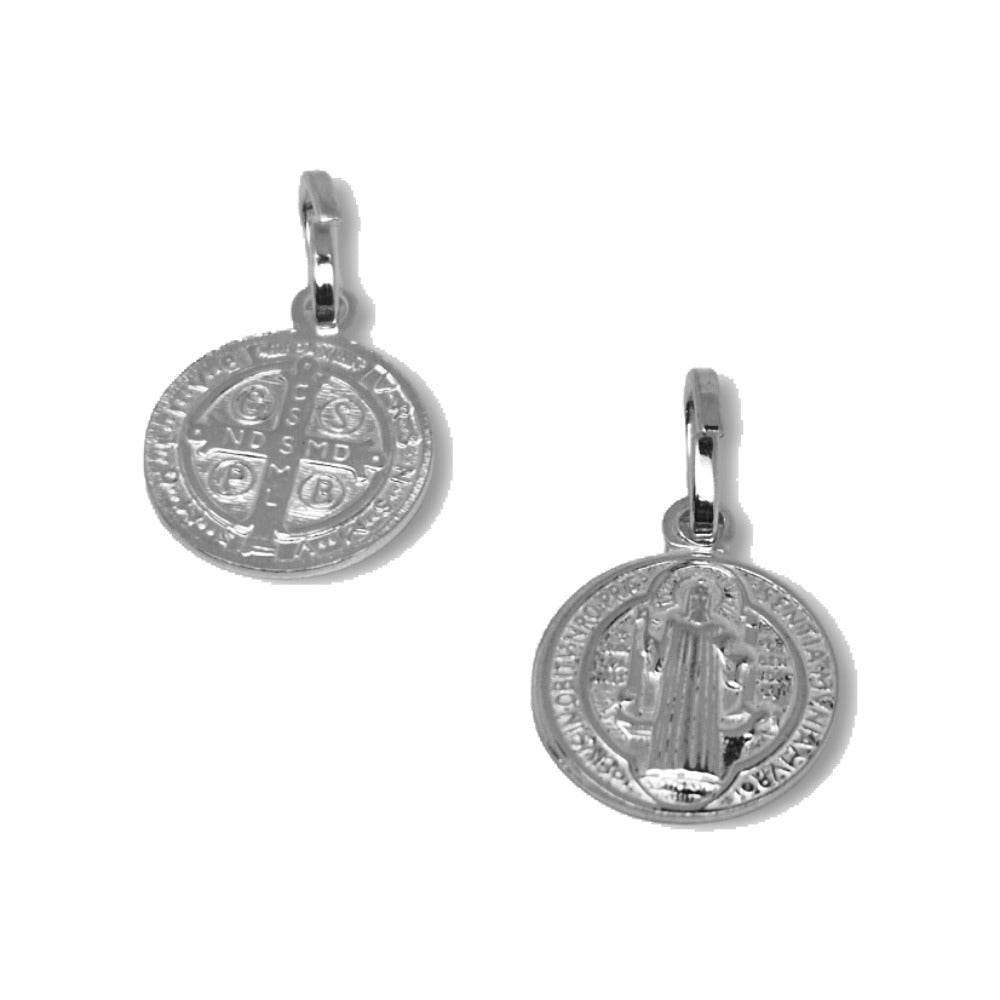 Medalla pequeña de San Benito de plata de ley 925 con acabado brillo, 12 mm de diámetro, anverso y reverso