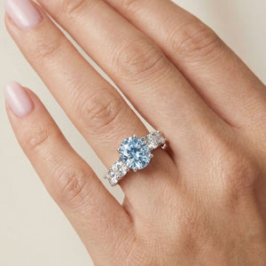 Anillo de plata de ley 925 con circonita oval color aguamarina de gran tamaño